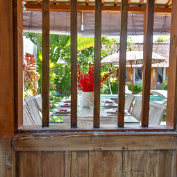 Vue fenêtre chambre joglo